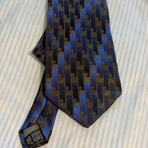 Di Moggio Hand Made Pure Silk Necktie Blue and Black Swirl Pattern #silk #tie